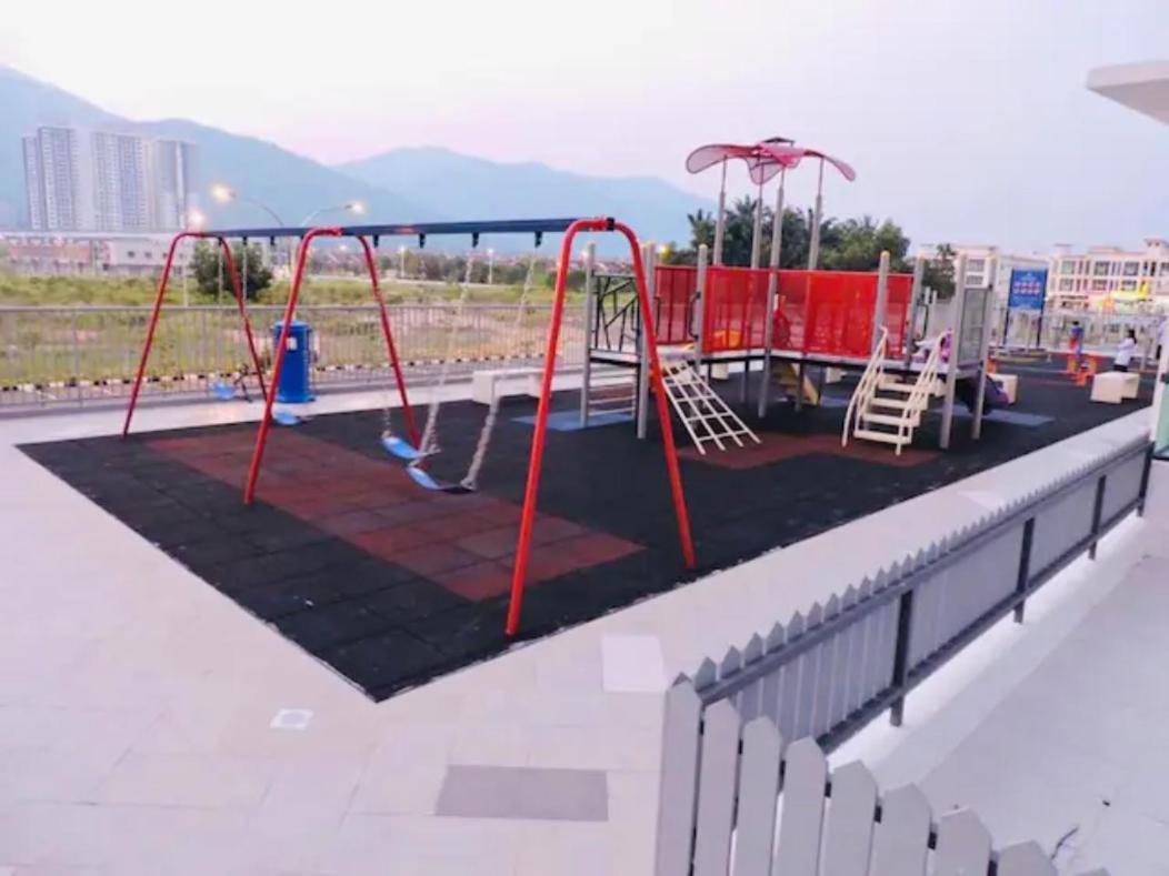 Luxurious Homestay 3Br With Pool Meru Ipoh 8 Pax Bagian luar foto